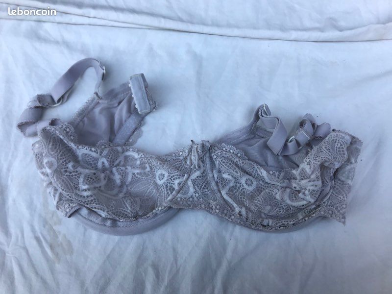 Soutien-gorge 95D (image 1)