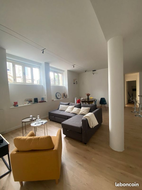 Appartement 3 pièces 65 m² · à Angers · 65 m² · 890 €