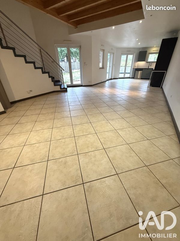 Immeuble 224 m² · à Guerting · 224 m² · 275 000 €