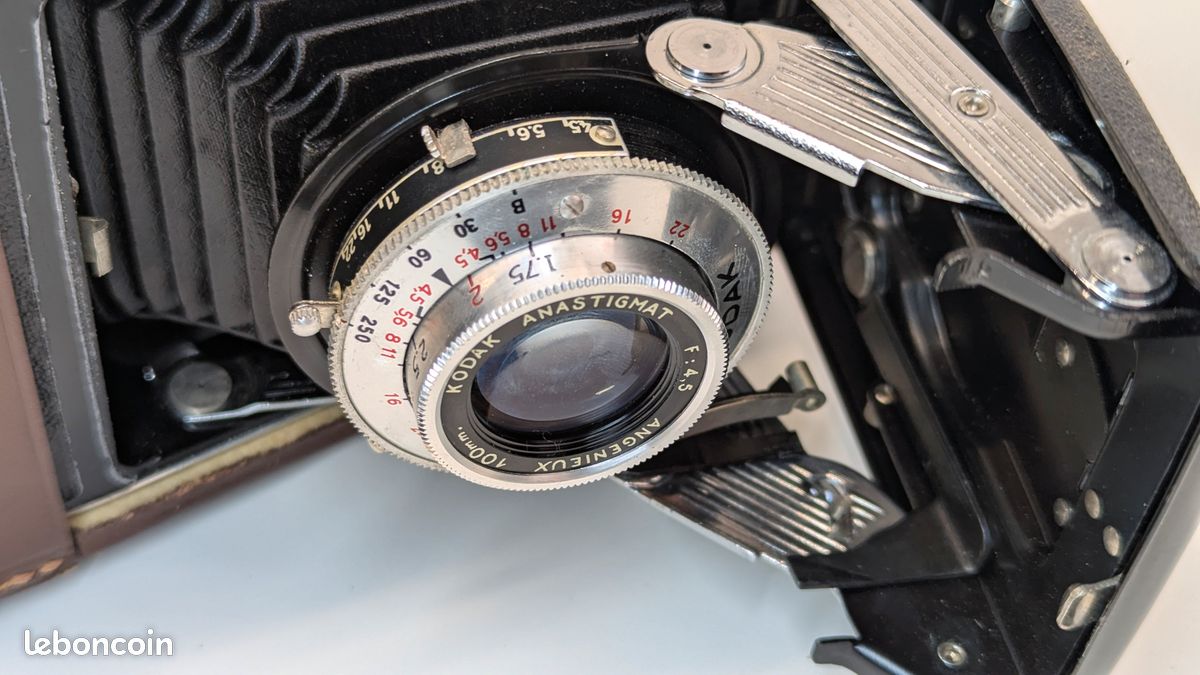 Camera Kodak Anastigmat Model B31 Lens Angénieux 100mm F:4.5