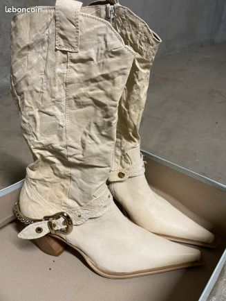 Bottes cuir écru style western – neuves – taille 39 – - Chaussures