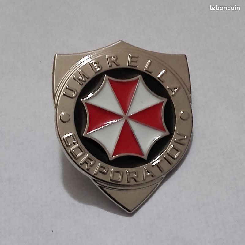 Pin's Resident Evil Umbrella – Accessoire De Jeu – PlayStation 4 – État Correct