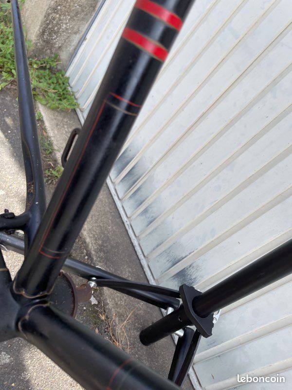 Cadre De Vélo Randonneuse Vintage Tendil Des Années 1940/50, Taille 650, Super Patine !
