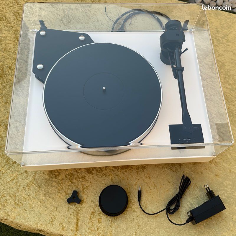 Platine vinyle haut de gamme ProJect X-Tension 10 EVO finition Blanc MAT (image 2)