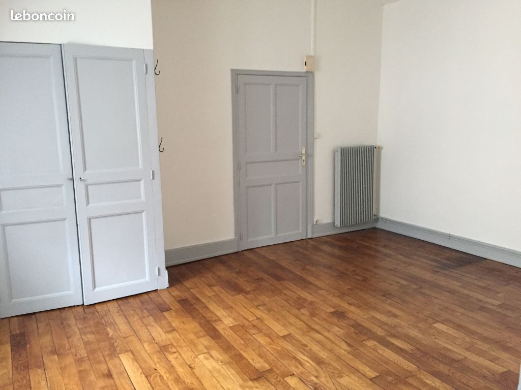 Appartement 3 pièces 74 m² · à Dijon · 74 m² · 653 €/mois