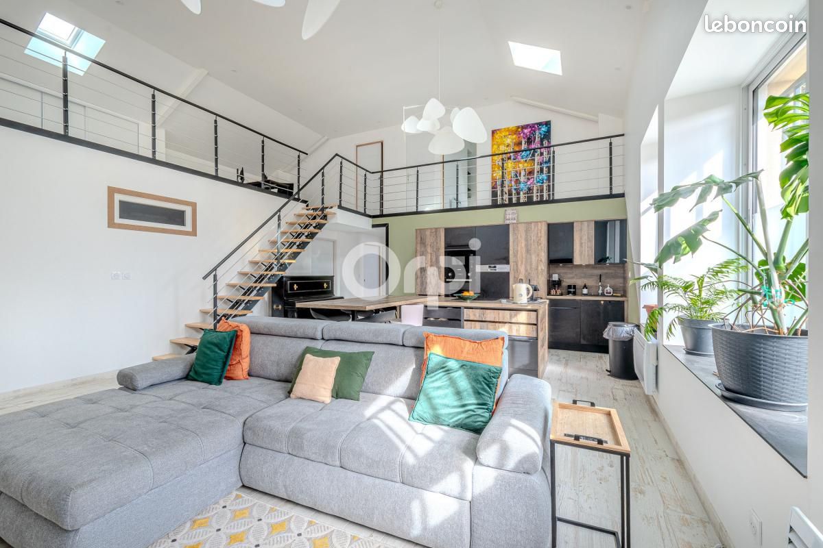Loft 4 pièces 151 m² - Limoges 87000 (image principale 0)