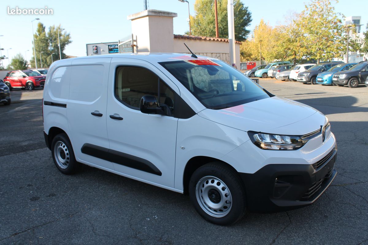 Citroën Berlingo III (2) Van Taille M 650KG Blue-HDI 130 S&S EAT8 , Caméra de recul, Android auto, Cabine extenso 5 Kilomètres 19 150 Hors taxes (image 1)