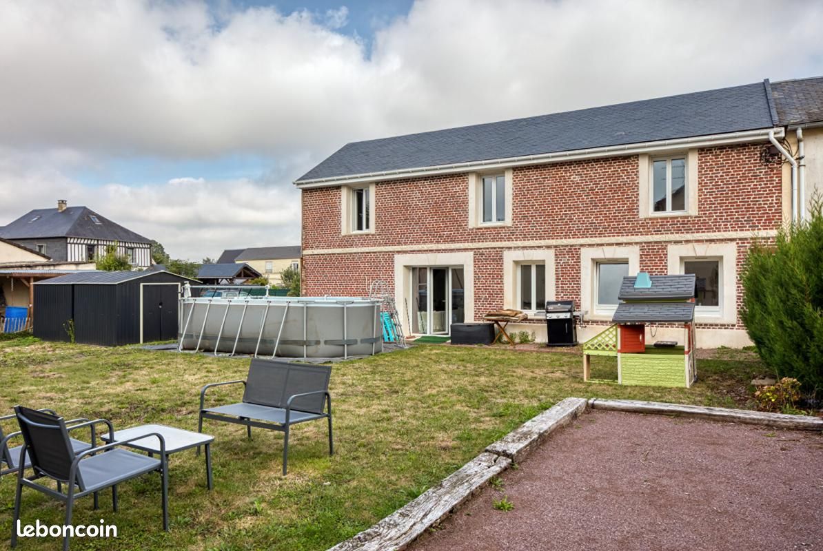 Maison 4 pièces 106 m² · à Beuzeville-la-Grenier · 106 m² · 226 000 €
