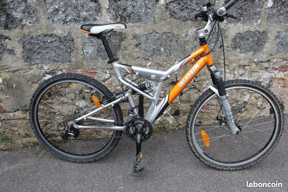 Vélo vtt tout suspendu (image 1)