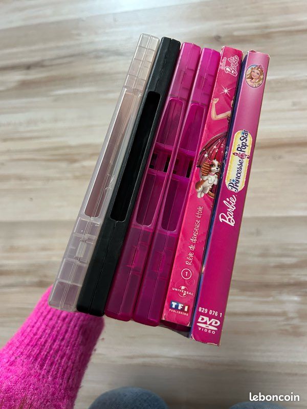 Lot DVD Barbie (image 8)