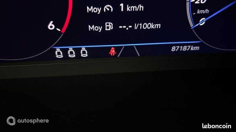 Volkswagen T-Roc 2.0 TDI 150ch R-Line DSG7 (image 9)