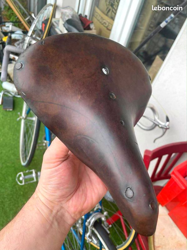 SELLE CUIR VÉLO VINTAGE ADGA CHATILLONAISE CROUPON 28A OCCASION - eBay