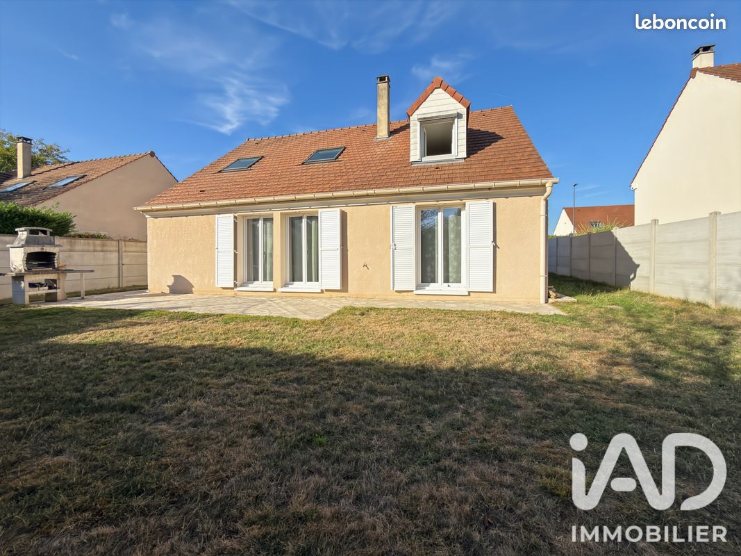 Maison 7 pièces 139 m² · à Mandres-les-Roses · 139 m² · 472 000 €