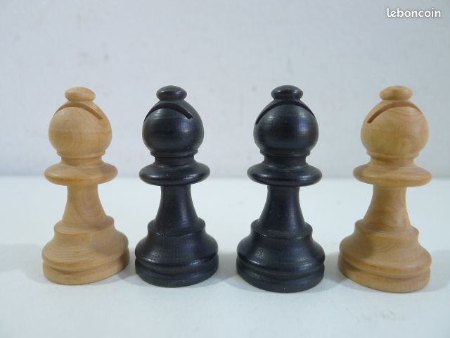 Jeu D'échecs LARDY 3127 - Roi 64mm - Boîte D'origine Signée - Bois - Occasion