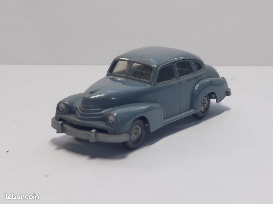 Miniature WIKING Opel Kapitan 51 Neuve - Échelle 1/87 - Parfaite Pour Collectionneurs