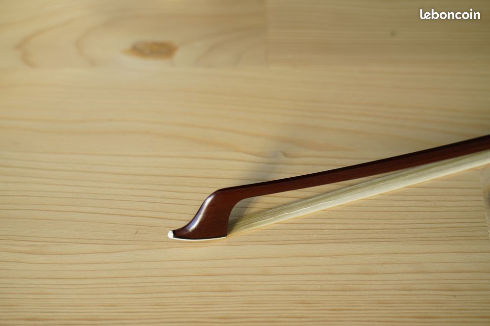 Violoncelle d'étude (image 1)