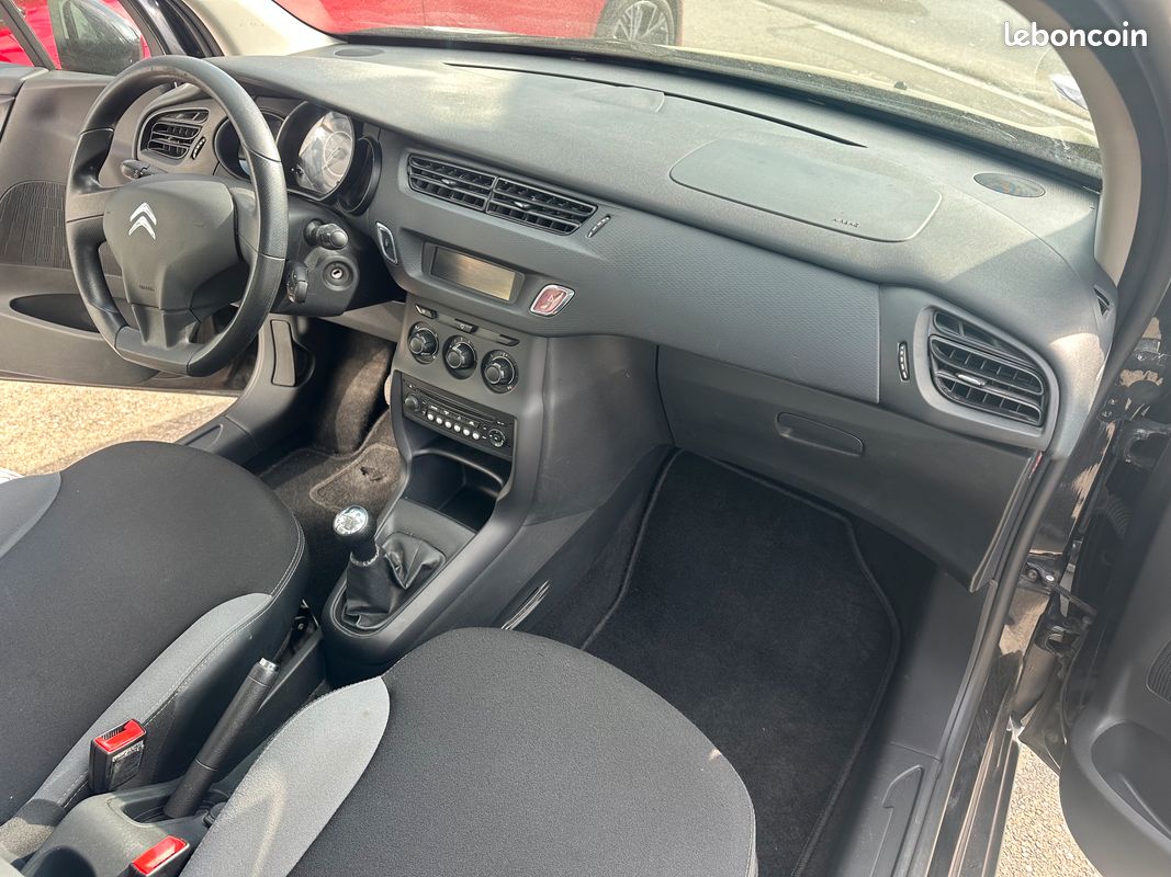 CITROËN C3 HDI ATTRACTION 70ch FAP (image 5)
