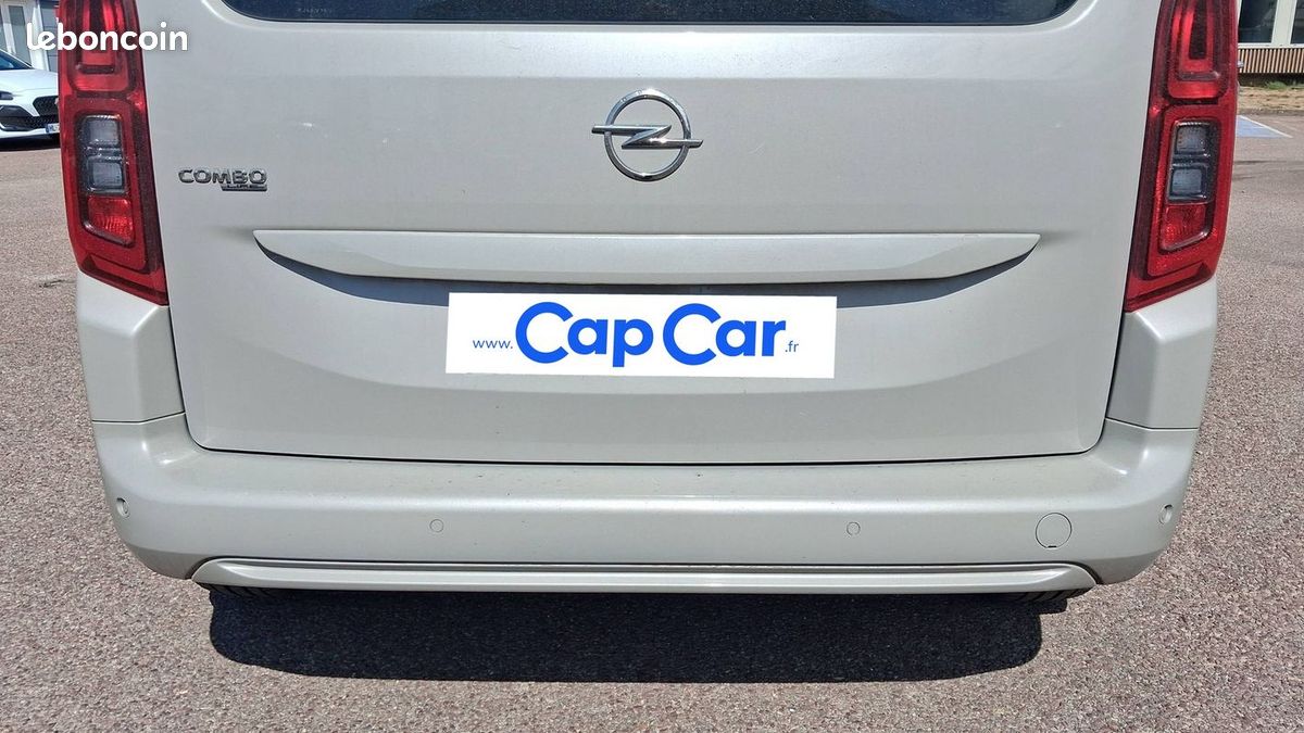 Opel Combo 1.5 D 102 Life (image 21)