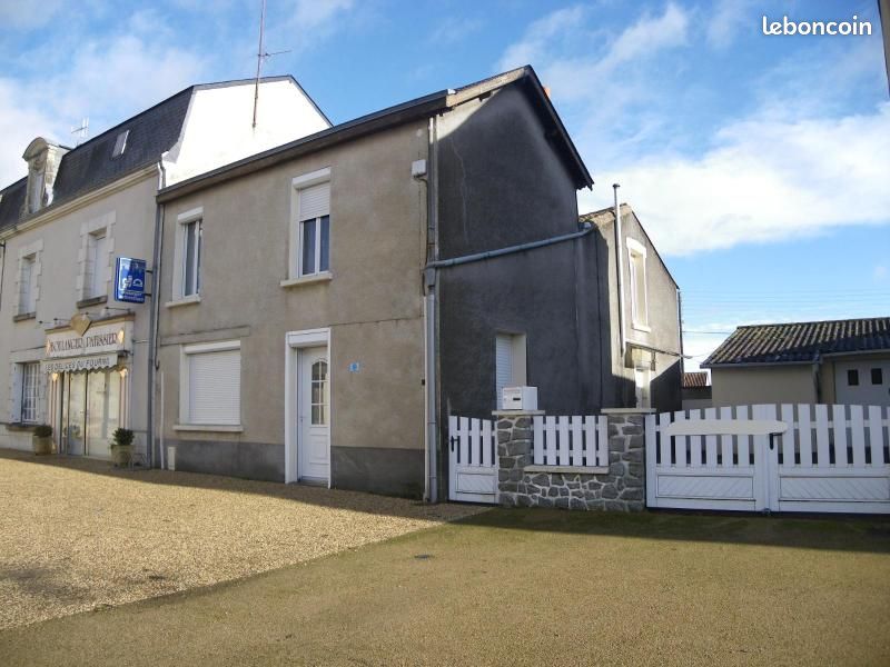 Maison 4 pièces 99 m² · à Thouars · 99 m² · 596 €
