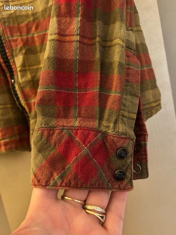 Chemise à carreaux ♦️ jean 👖 jolis boutons de Kaporal (image 3)