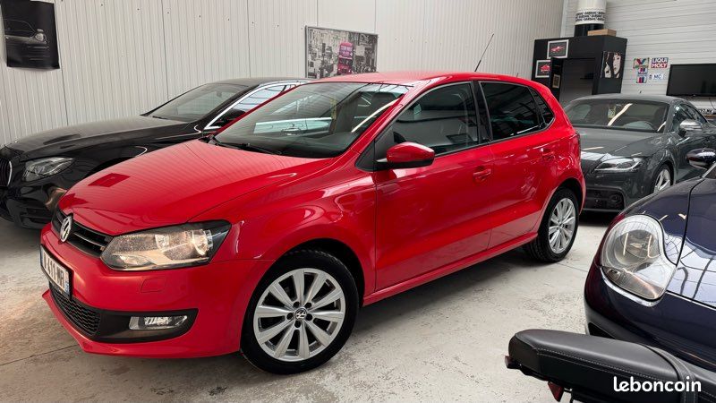Volkswagen polo 1.4 FSI TBE FAIBLE KM (image 2)