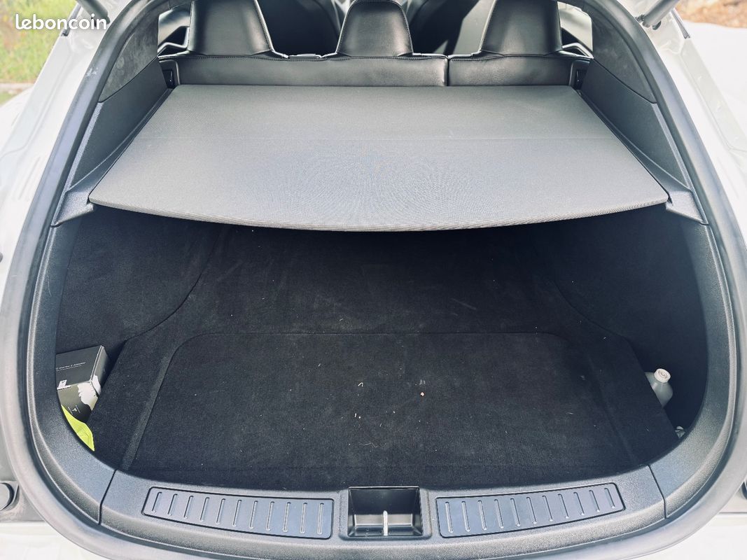 TESLA Model S 320CH BASE + 2EME MAIN + TOIT OUVRANT/PANO + AUTO PILOT + CAMERA DE RECUL + GARANTIE 12 MOIS (image 38)