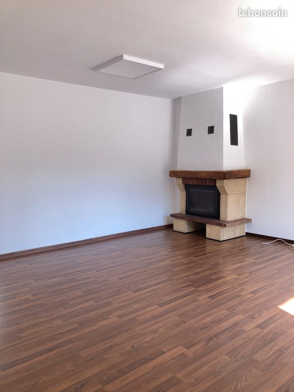 Parking 3 pièces 78 m² · à Alsting · 77,9 m² · 810 €/mois