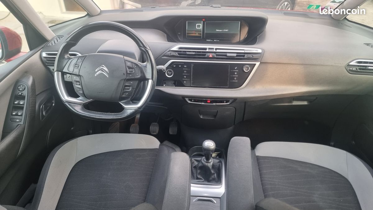 Citroen c4 picasso 1.6 thp essence 155cv intensive 1*main facture garantie (image 3)