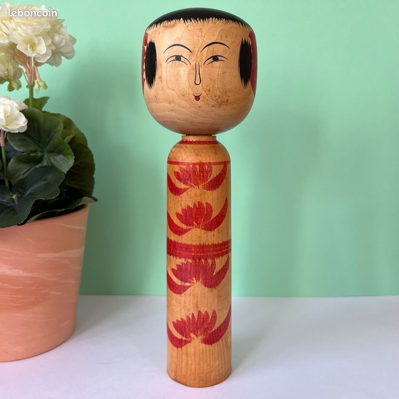 Véritable poupée japonaise Kokeshi Yamagata artisanale ancienne signée P38