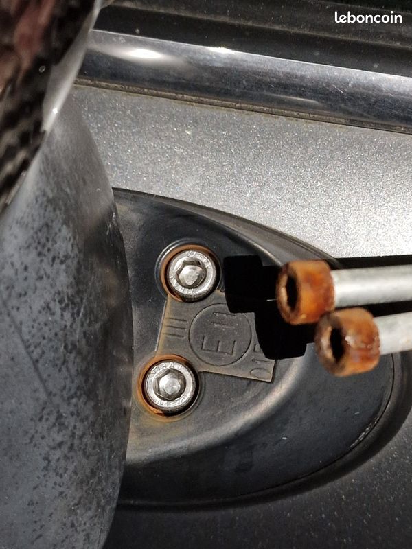 Rétroviseur, vis en inox pour Rétroviseur mini R50 R52 R53 R55 R56 R57 R58 R59 R60 jcw cooper one (image 1)