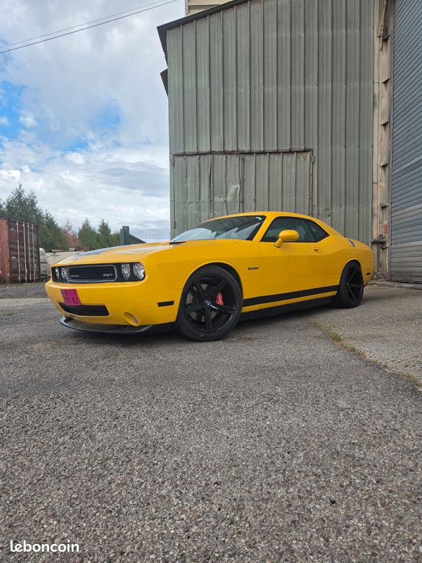 Dodge Challenger SRT8 (image 3)