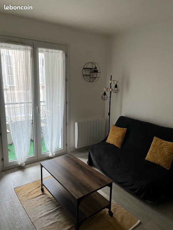 Appartement 1 pièce 17 m² · à Blois · 17 m² · 400 €/mois
