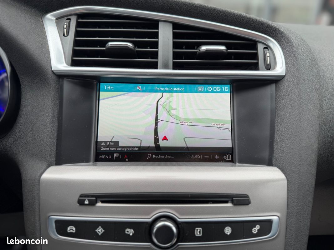 CITROEN C4 C4 BlueHDi 100ch BVM Millenium 1ERE MAIN GPS BLUETOOTH RADAR AVANT/ARRIÈRE AUCUN FRAIS (image 15)