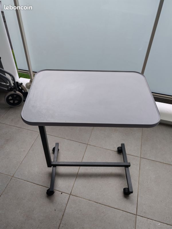 Table de lit (image 1)