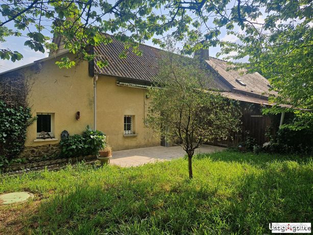 Propriété 3 pièces 77 m²