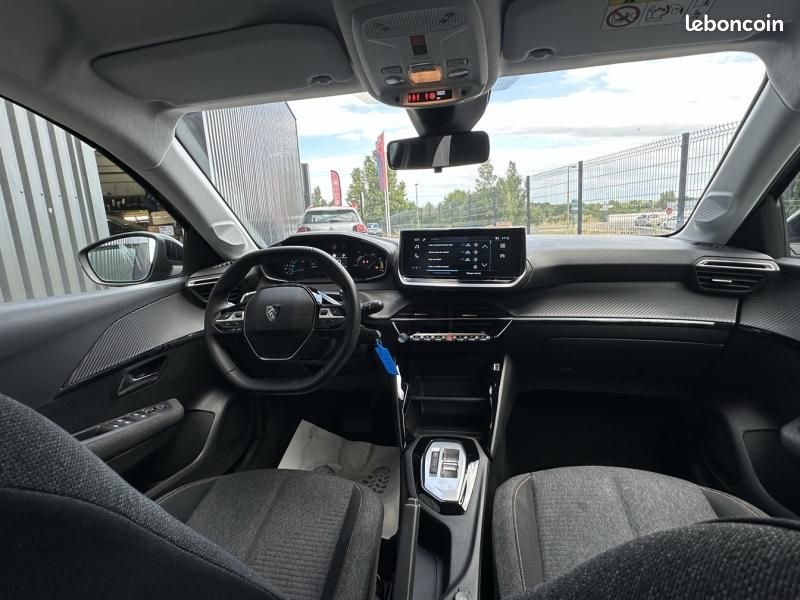 Peugeot 208 1.2 Hybrid 110ch Style e-DCS6 (image 10)