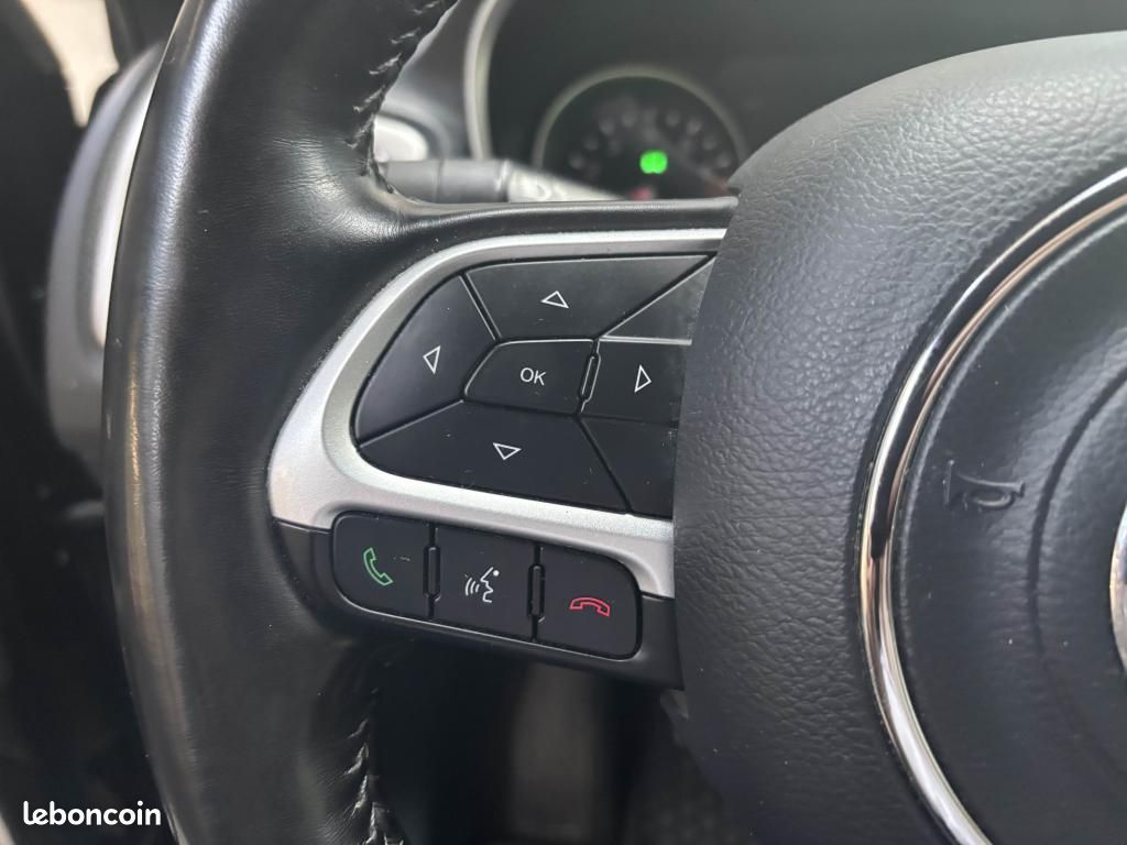 JEEP COMPASS 4x2 1.4 MultiAir 140 S / Toît Ouvrant - CarPlay (image 16)