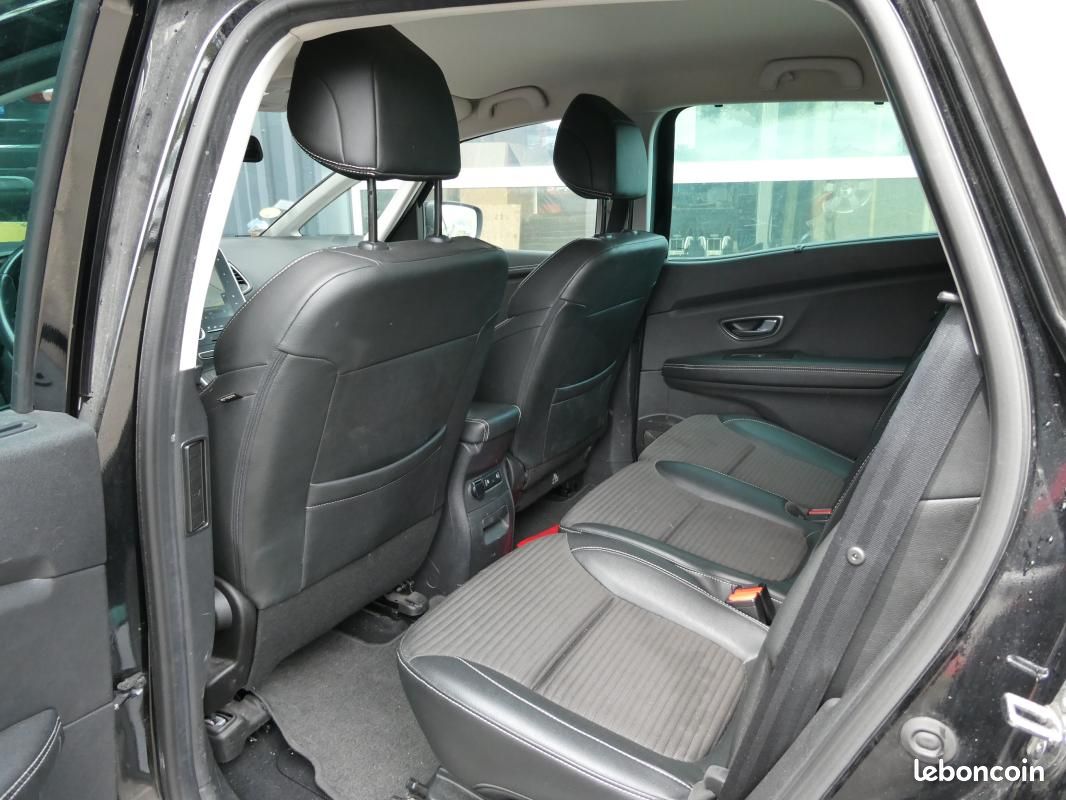 Renault Scénic INTENS BLUE DCI 120 EDC (image 9)