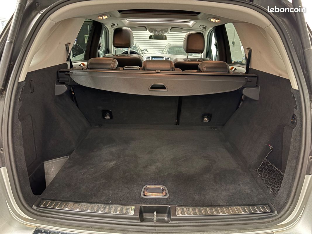 Mercedes ML 250 CDI 7G-DCT / ENTRETIEN MERCEDES / TOIT OUVRANT PANO / ATTELAGE / SIEGES AV ELEC & CHAUFFANTS (image 30)