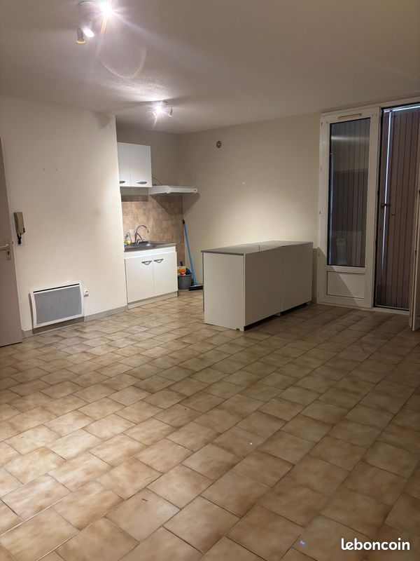 Appartement 2 pièces 41 m² · à Pierrelatte · 41 m² · 490 €/mois