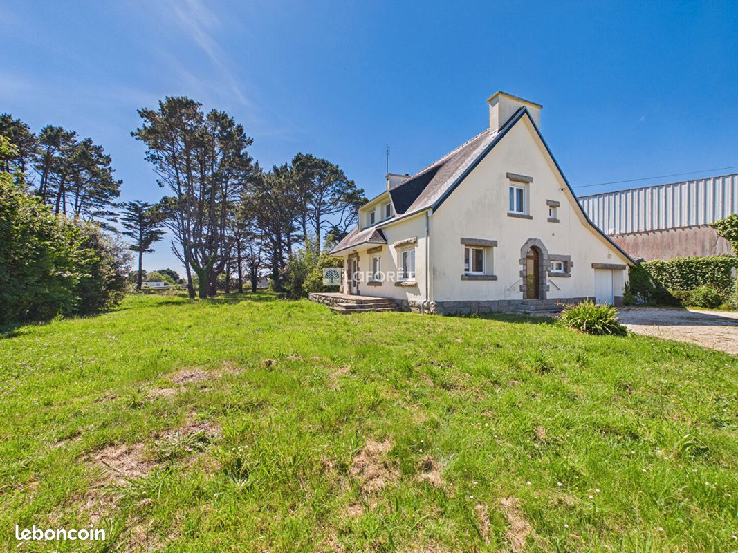 Maison 6 pièces 130 m² · à Treffiagat · 130 m² · 296 000 €