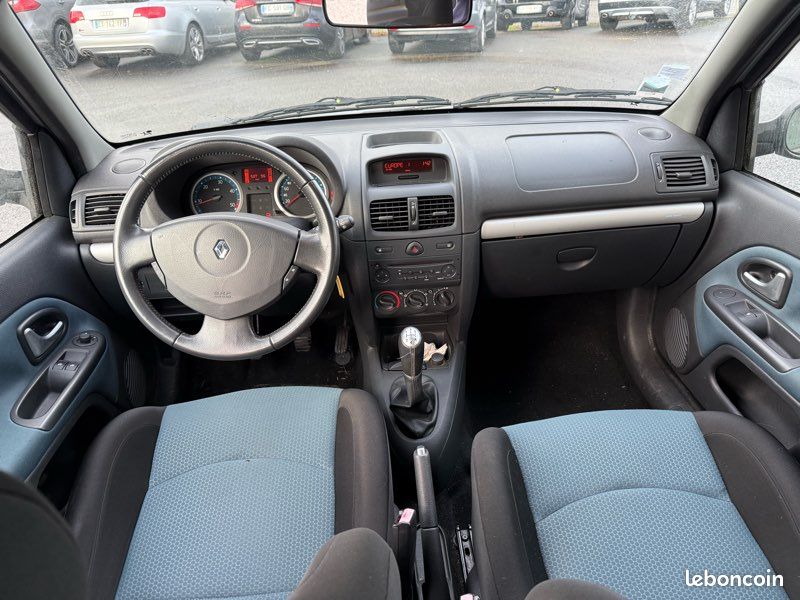 Renault clio (image 5)
