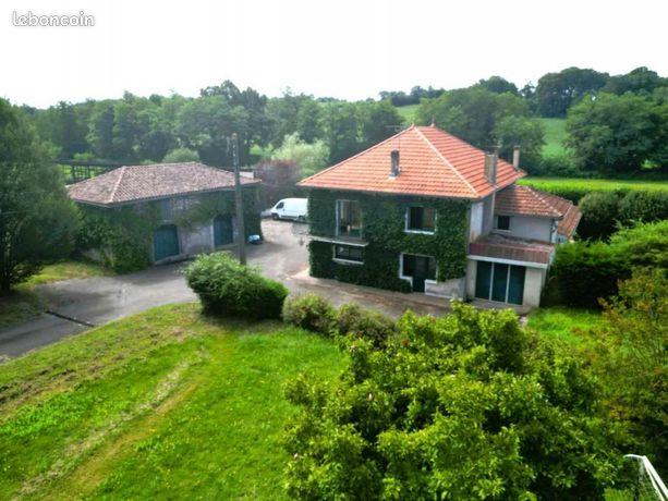 Maison 7 pièces 200 m²