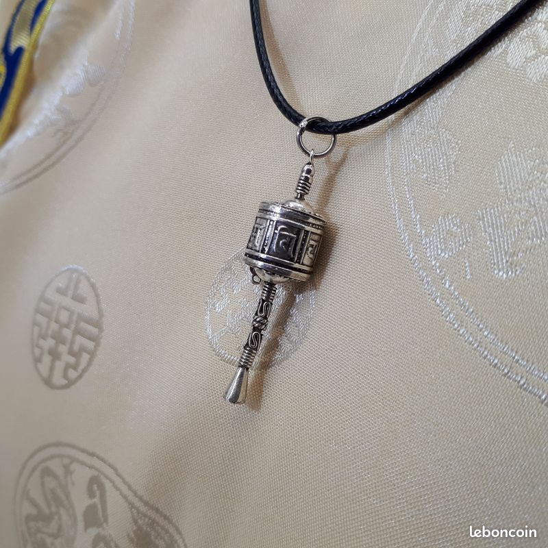 Pendentif Argent « Un Moulin » – Design Unique, Sans Marque, Neuf Sans Emballage