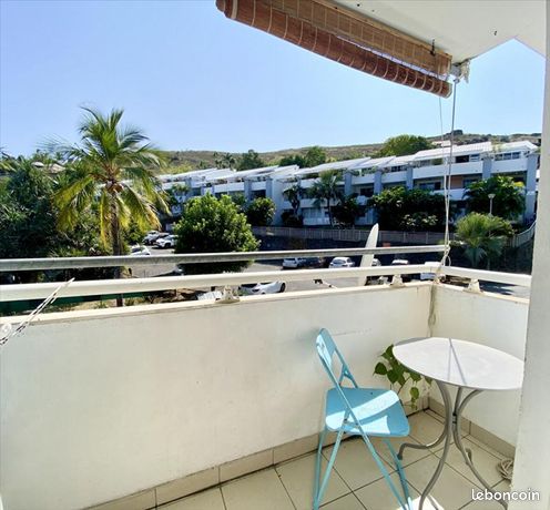 Studio 1 pièce 27 m²