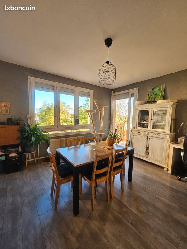 Appartement 3 pièces 76 m² · à Sainte-Foy-lès-Lyon · 75,6 m² · 240 000 €