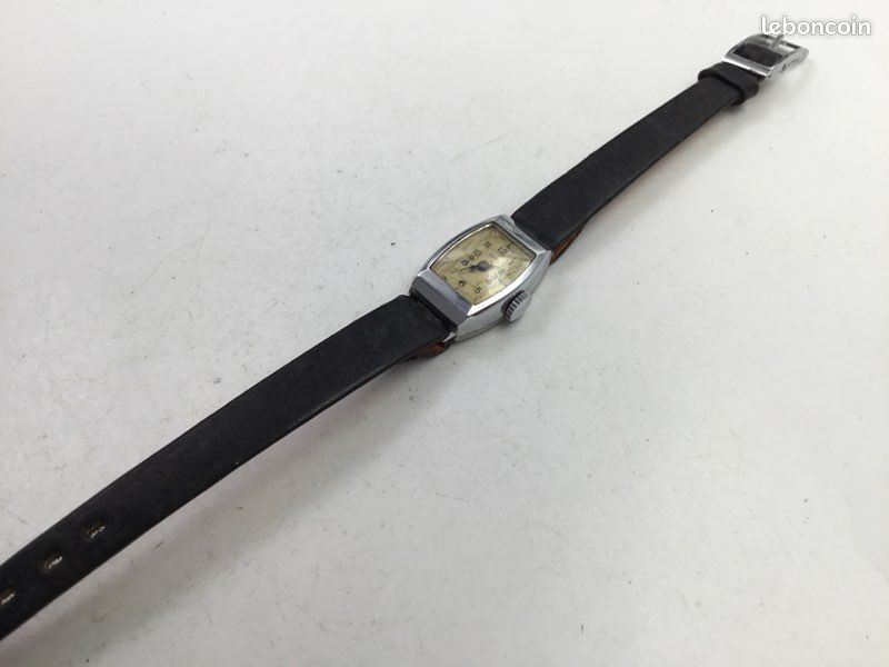 VERRE MONTRE TONNEAU 29 X 27.5 mm DESSUS ET BASE PLATE
