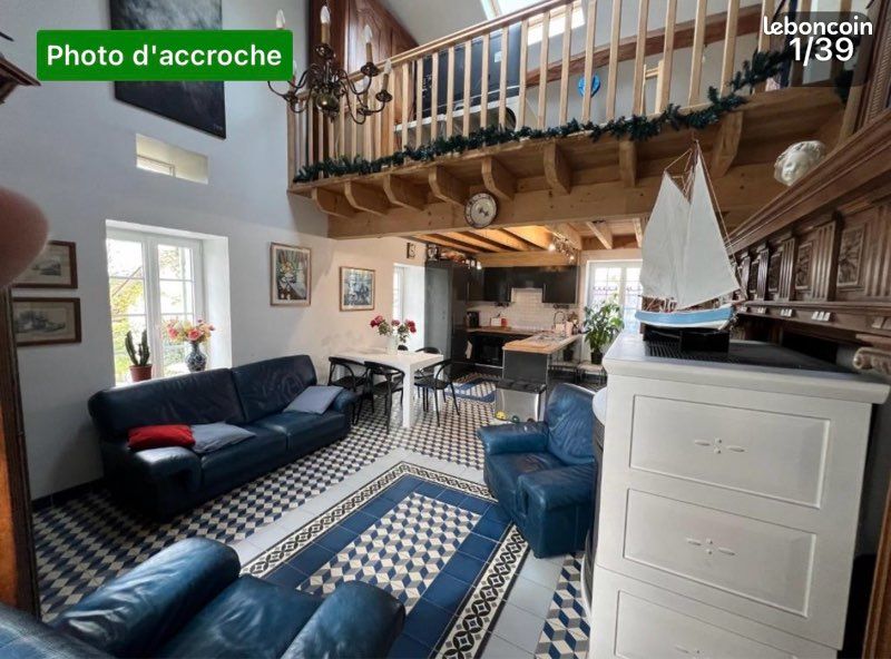 Maison 7 pièces 200 m² · à Villetoureix · 200 m² · 250 000 €