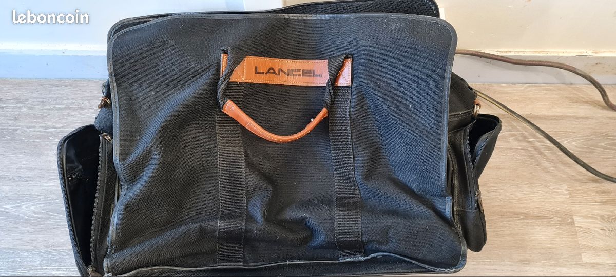 Sac de voyage (image 1)