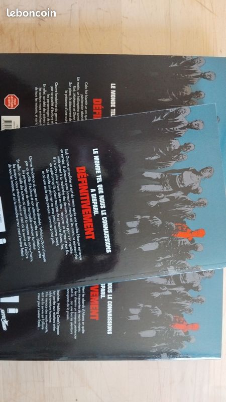 BD Walking Dead tome 1-6 de Robert Kirkman, Tony Moore et Charlie Adlard (image 3)